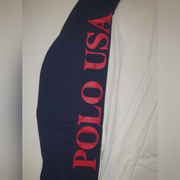 POLO RALPH LAUREN Hooded Rugby Chariots Shirt, White (Small) - Picture 3 of 6